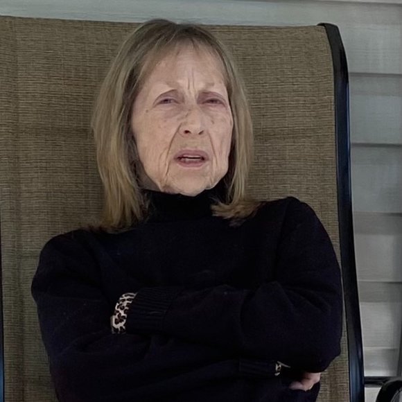 Meet your Posher, Lynda - Picture 3 of 15